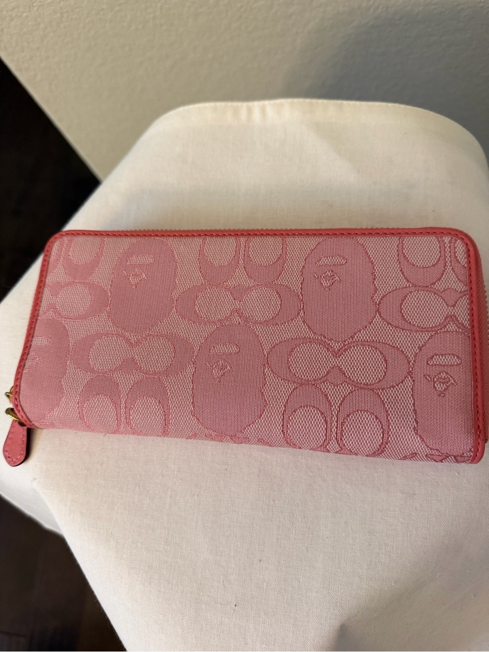 BAPE X Coach LIMITED EDITION Pink Zip-Around Signature Wallet